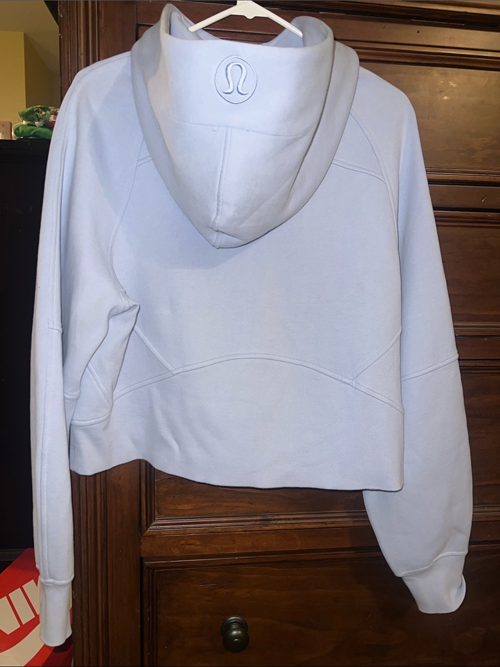 lululemon athletica Pale Blue Cropped Hoodie size m/l